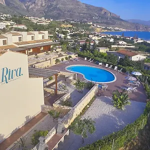 Riva Sea , Castellammare del Golfo Italy