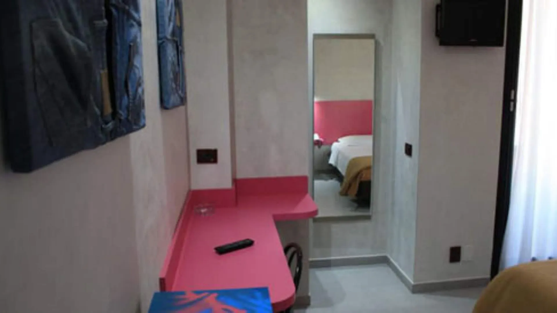 מילאנו Hotel 38